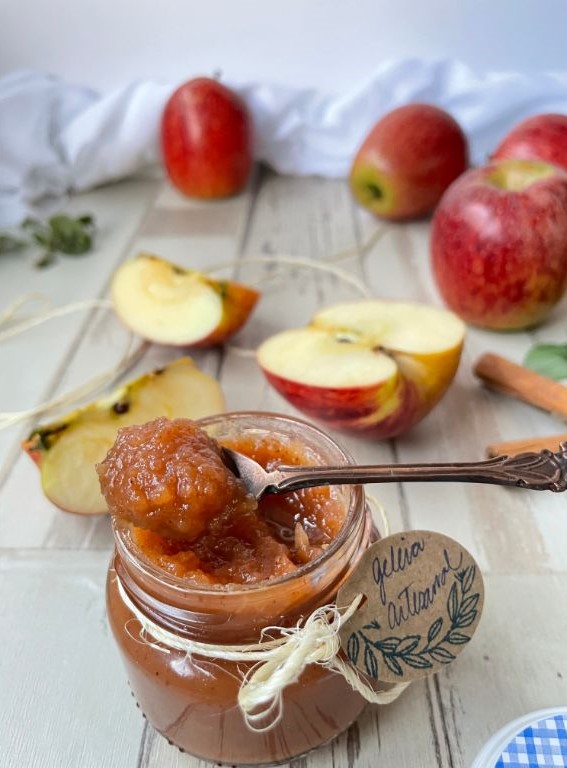 Hjemmelavet æblechutney hos Henriette Rolighed.